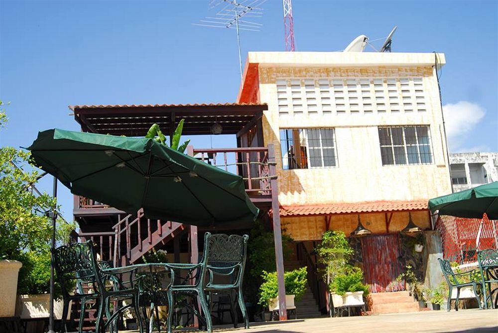 Hotel Luis V Santo Domingo Bagian luar foto
