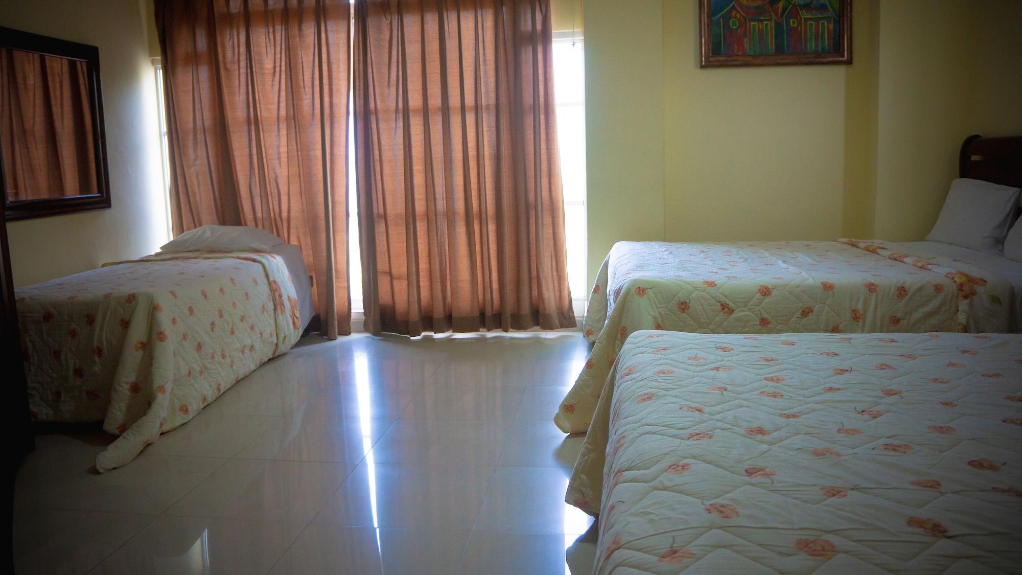 Hotel Luis V Santo Domingo Bagian luar foto