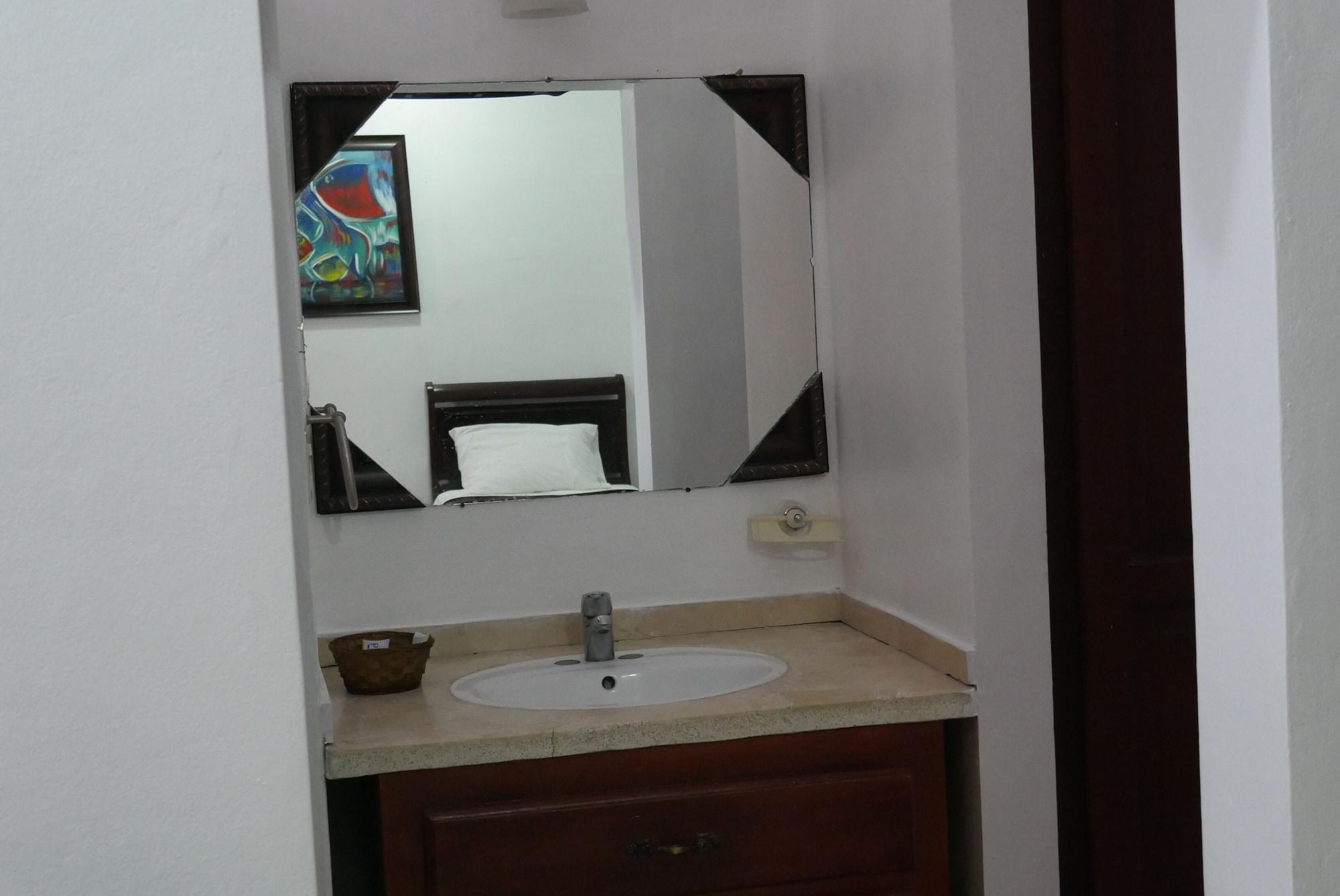 Hotel Luis V Santo Domingo Bagian luar foto
